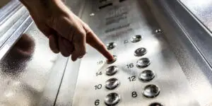 painel de botões elevador